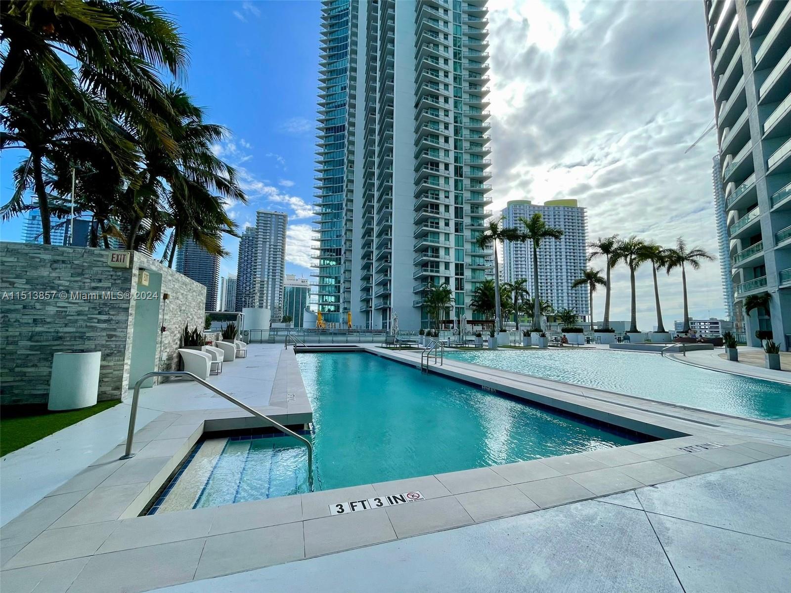 90 SW 3rd St 2207, Miami, Florida 33130, 1 Bedroom Bedrooms, ,1 BathroomBathrooms,Residential,For Sale,90 SW 3rd St 2207,A11513857