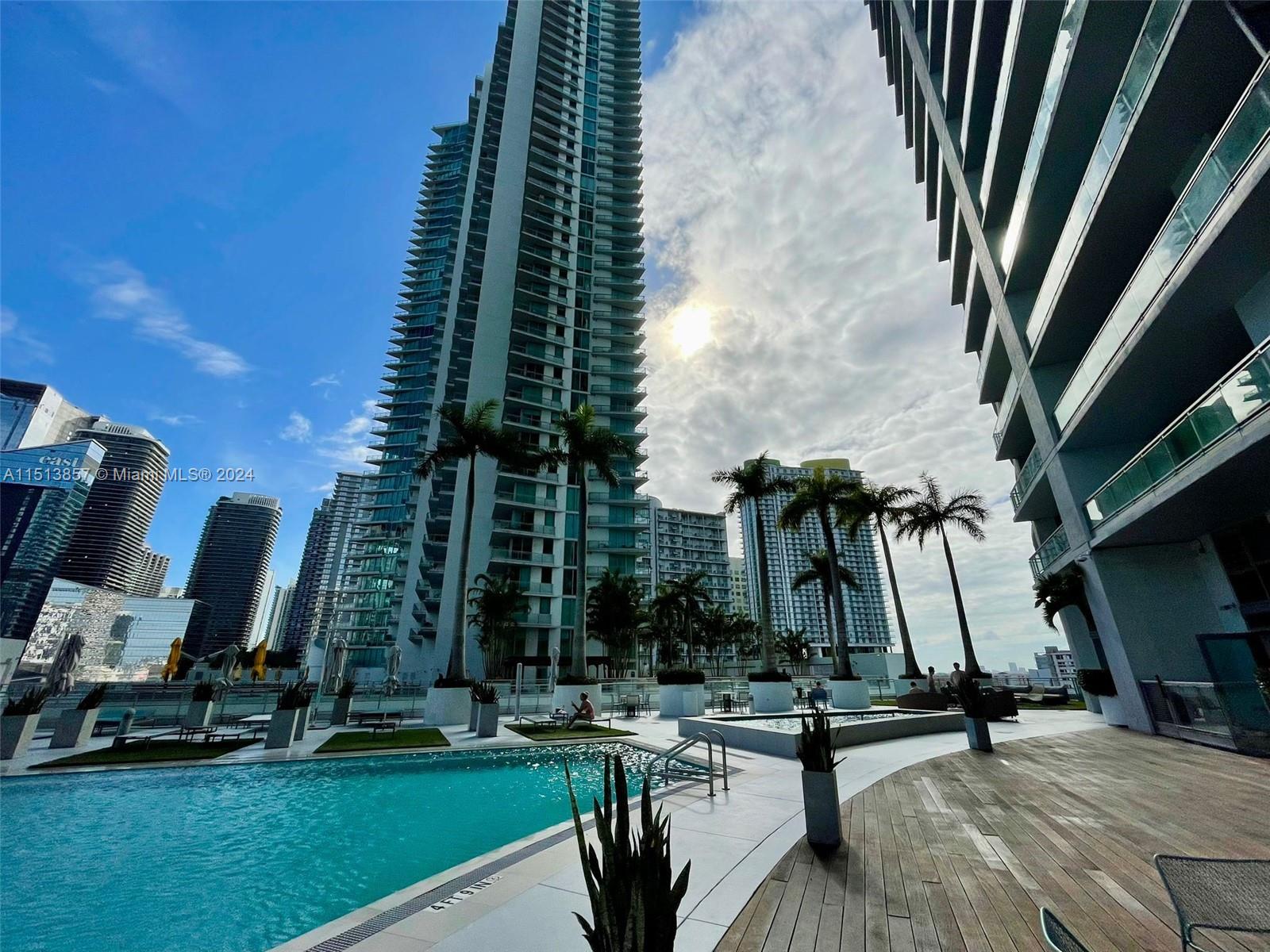 90 SW 3rd St 2207, Miami, Florida 33130, 1 Bedroom Bedrooms, ,1 BathroomBathrooms,Residential,For Sale,90 SW 3rd St 2207,A11513857