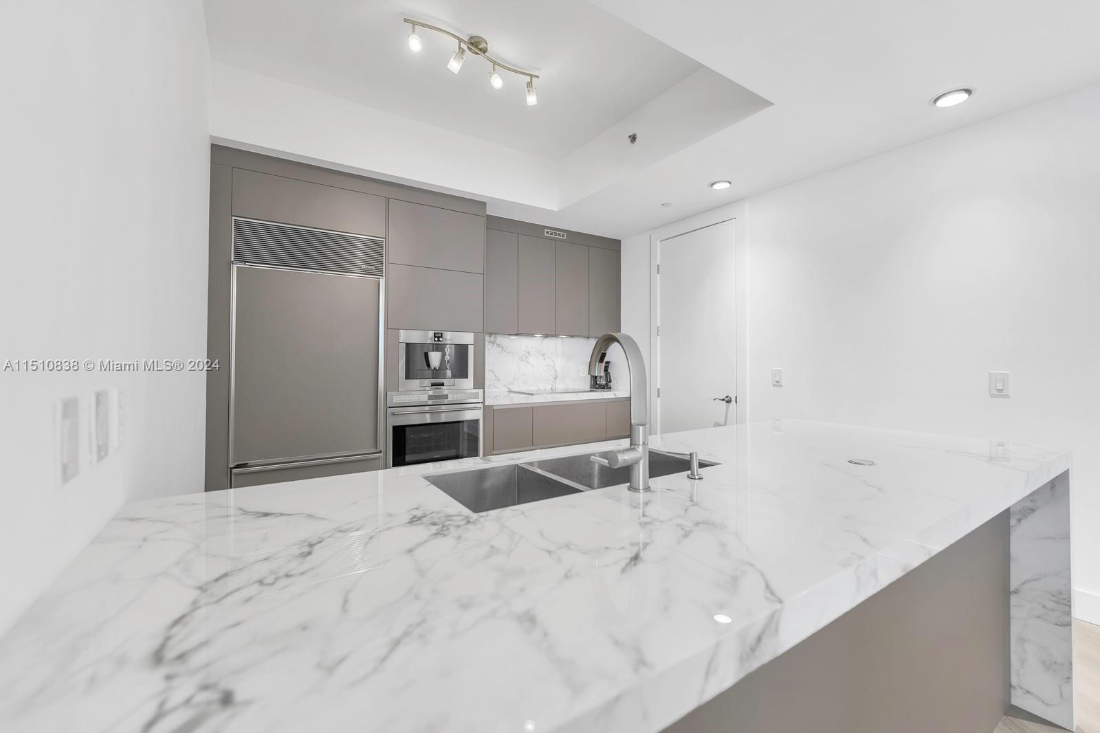 15901 Collins Ave 903, Sunny Isles Beach, Florida 33160, 3 Bedrooms Bedrooms, ,3 BathroomsBathrooms,Residential,For Sale,15901 Collins Ave 903,A11510838