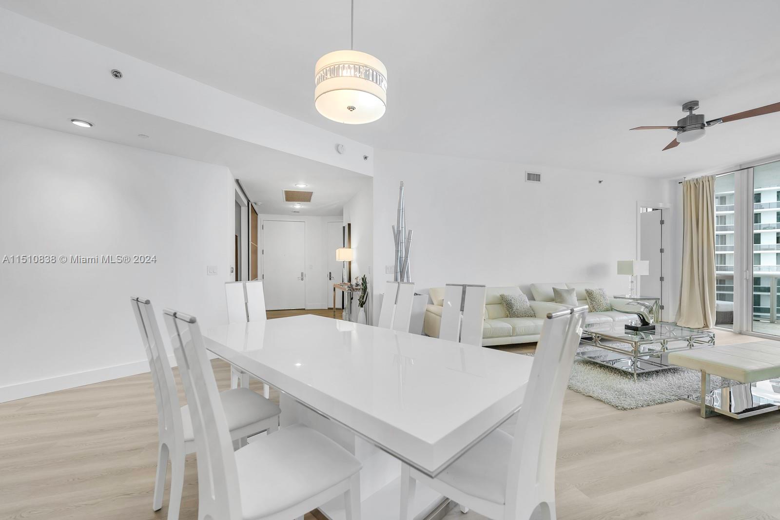 15901 Collins Ave 903, Sunny Isles Beach, Florida 33160, 3 Bedrooms Bedrooms, ,3 BathroomsBathrooms,Residential,For Sale,15901 Collins Ave 903,A11510838