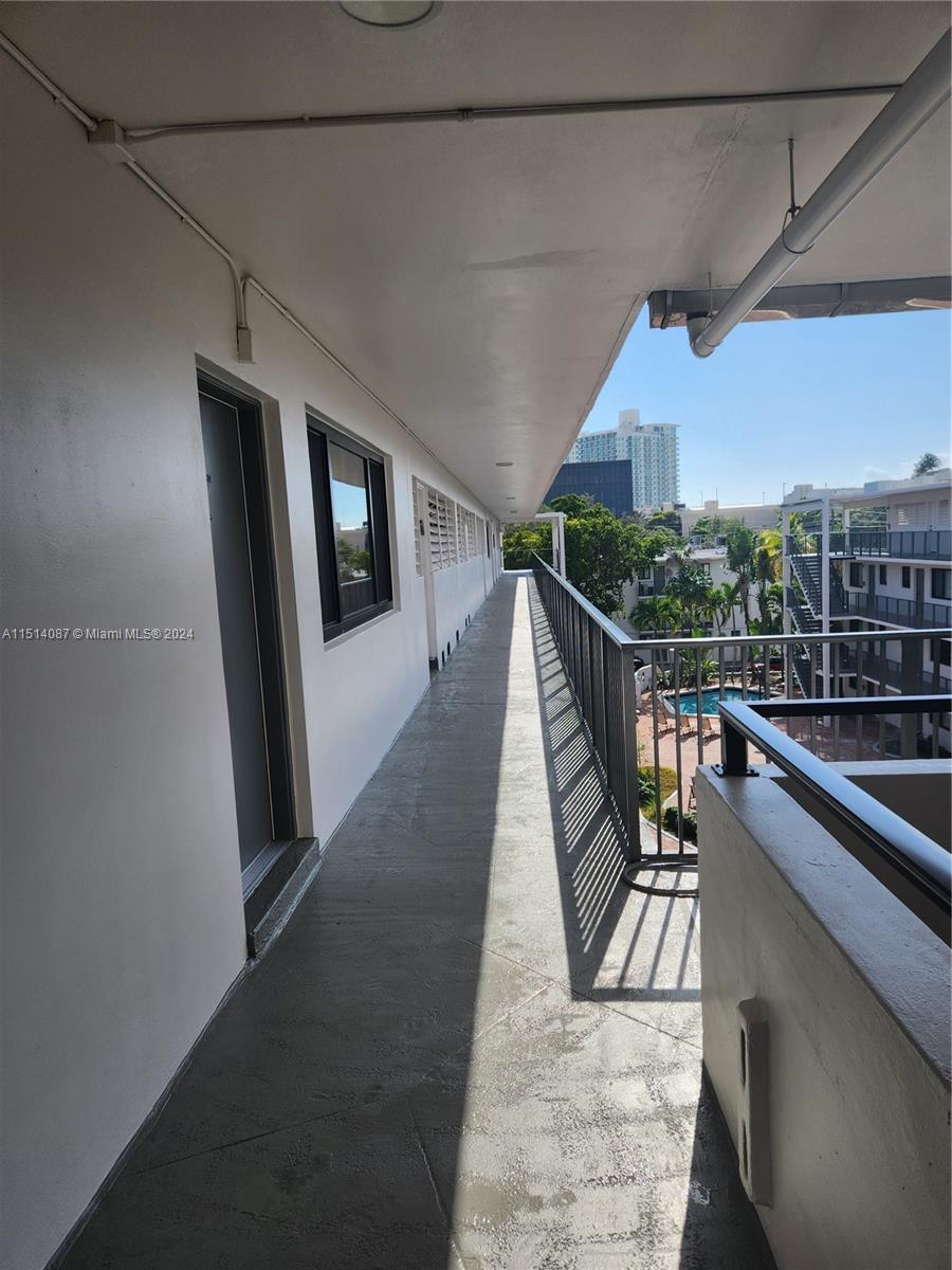 2924 Day Ave PH4N, Miami, Florida 33133, 2 Bedrooms Bedrooms, ,2 BathroomsBathrooms,Residentiallease,For Rent,2924 Day Ave PH4N,A11514087
