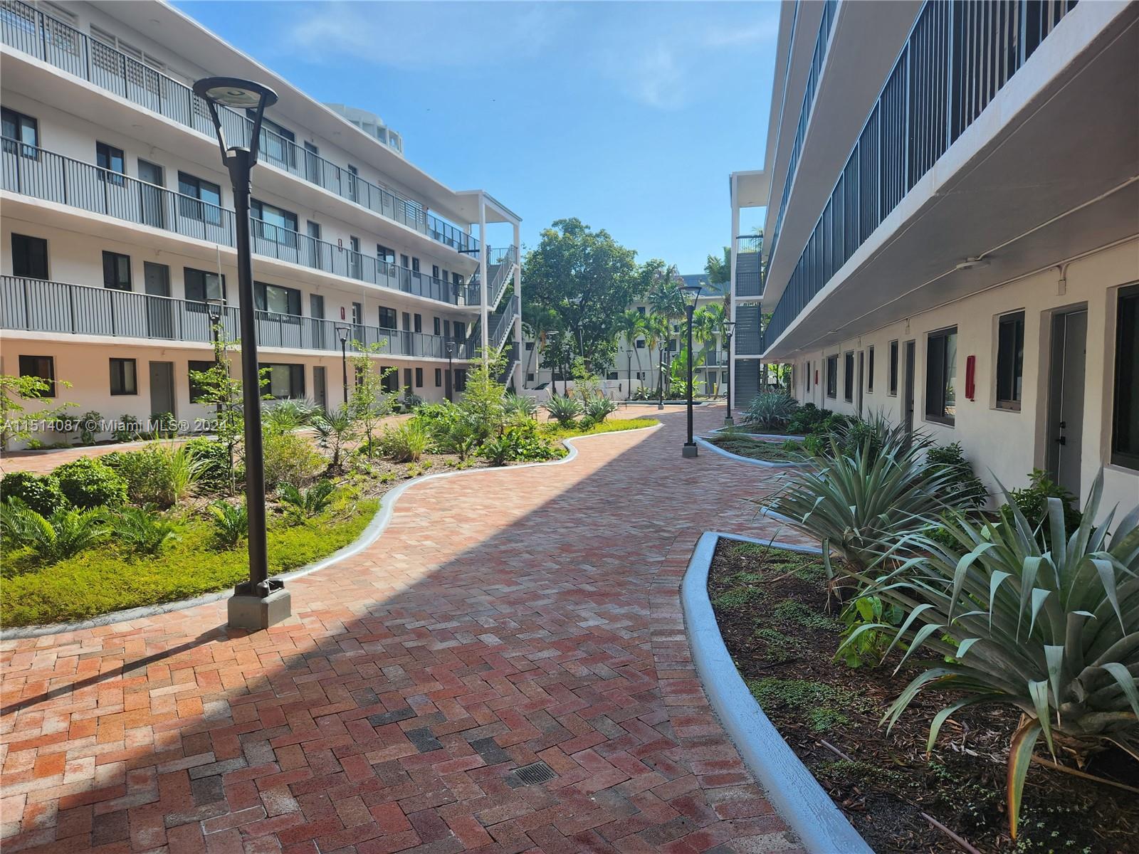 2924 Day Ave PH4N, Miami, Florida 33133, 2 Bedrooms Bedrooms, ,2 BathroomsBathrooms,Residentiallease,For Rent,2924 Day Ave PH4N,A11514087