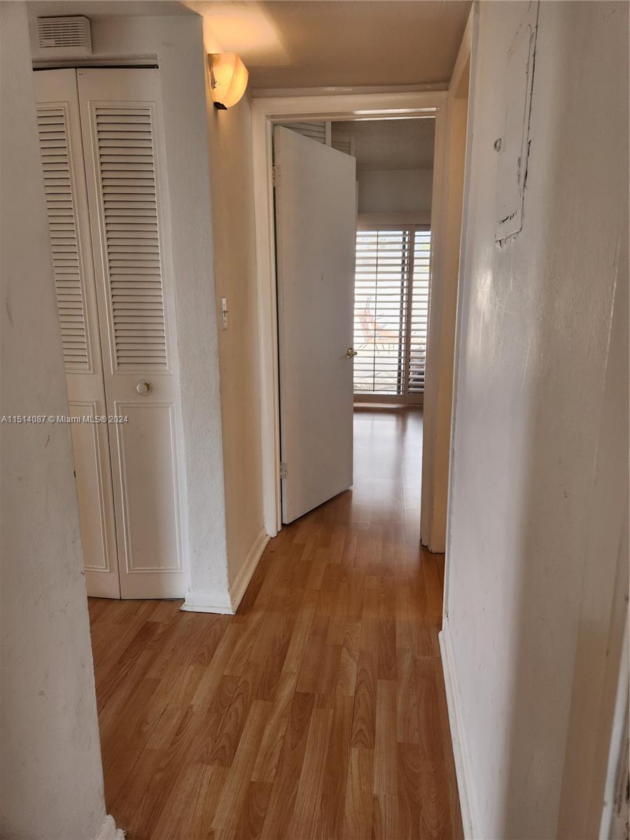 2924 Day Ave PH4N, Miami, Florida 33133, 2 Bedrooms Bedrooms, ,2 BathroomsBathrooms,Residentiallease,For Rent,2924 Day Ave PH4N,A11514087
