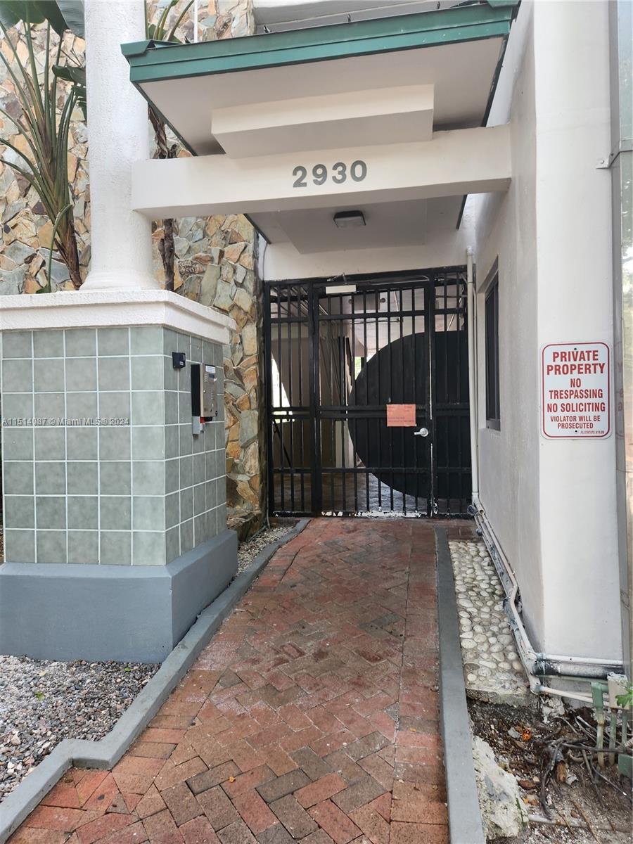 2924 Day Ave PH4N, Miami, Florida 33133, 2 Bedrooms Bedrooms, ,2 BathroomsBathrooms,Residentiallease,For Rent,2924 Day Ave PH4N,A11514087