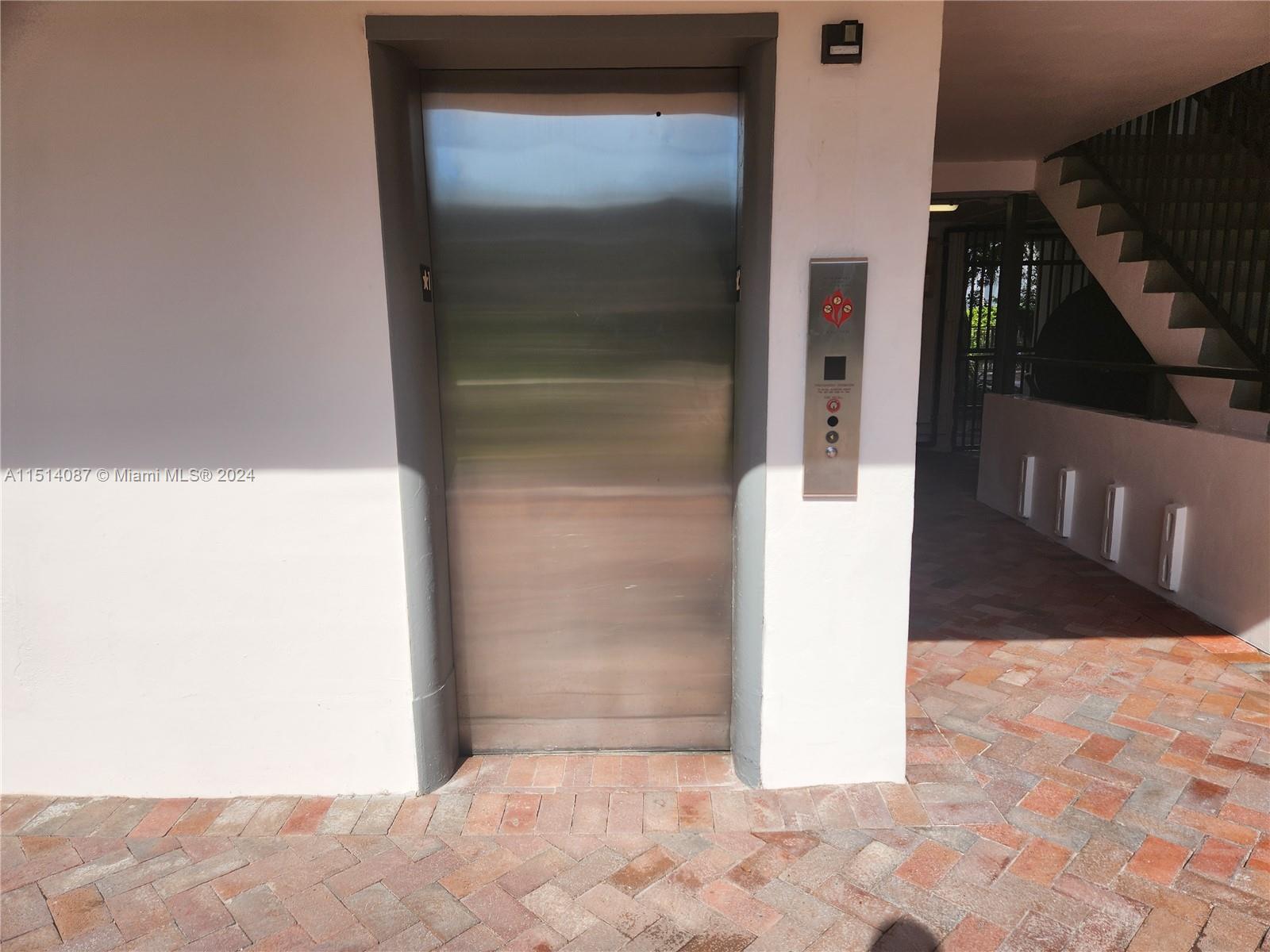2924 Day Ave PH4N, Miami, Florida 33133, 2 Bedrooms Bedrooms, ,2 BathroomsBathrooms,Residentiallease,For Rent,2924 Day Ave PH4N,A11514087