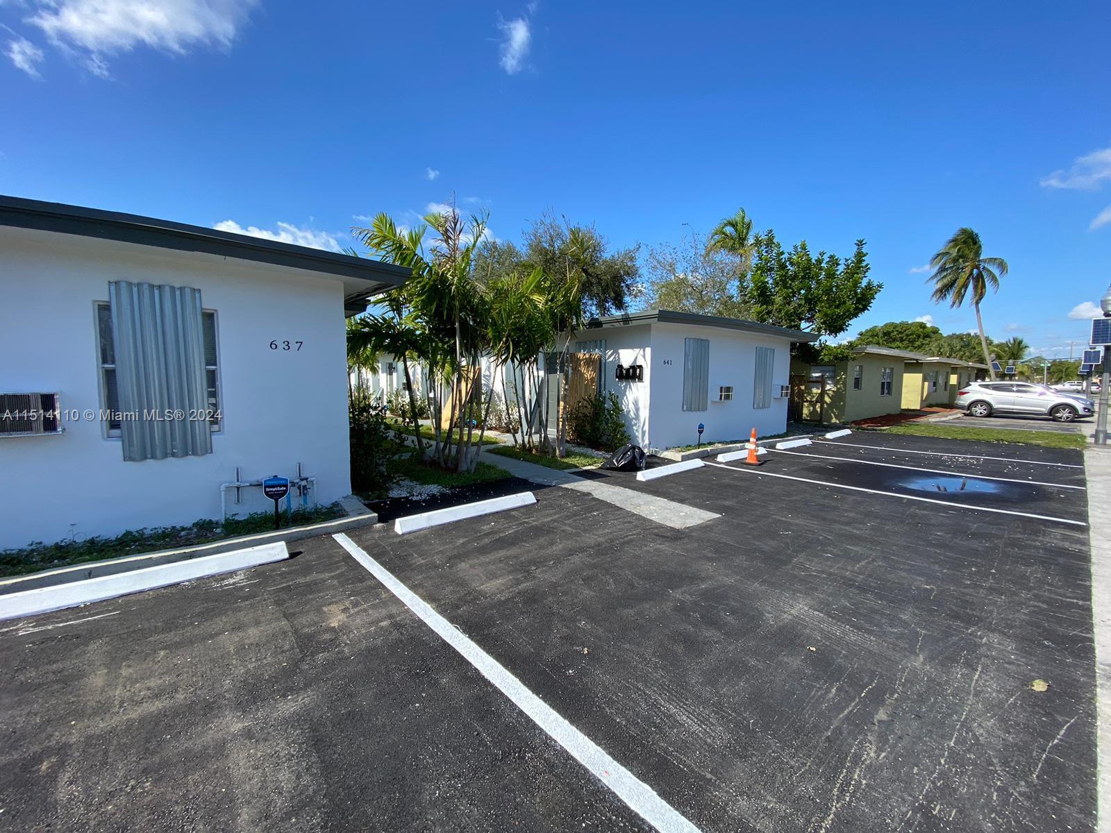 637 NW 15 TER, Fort Lauderdale, FL 33311