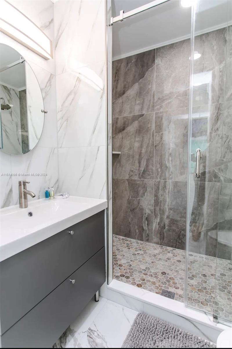 1716 Liberty St 0, Hollywood, Florida 33020, 4 Bedrooms Bedrooms, ,4 BathroomsBathrooms,Residentiallease,For Rent,1716 Liberty St 0,A11514098