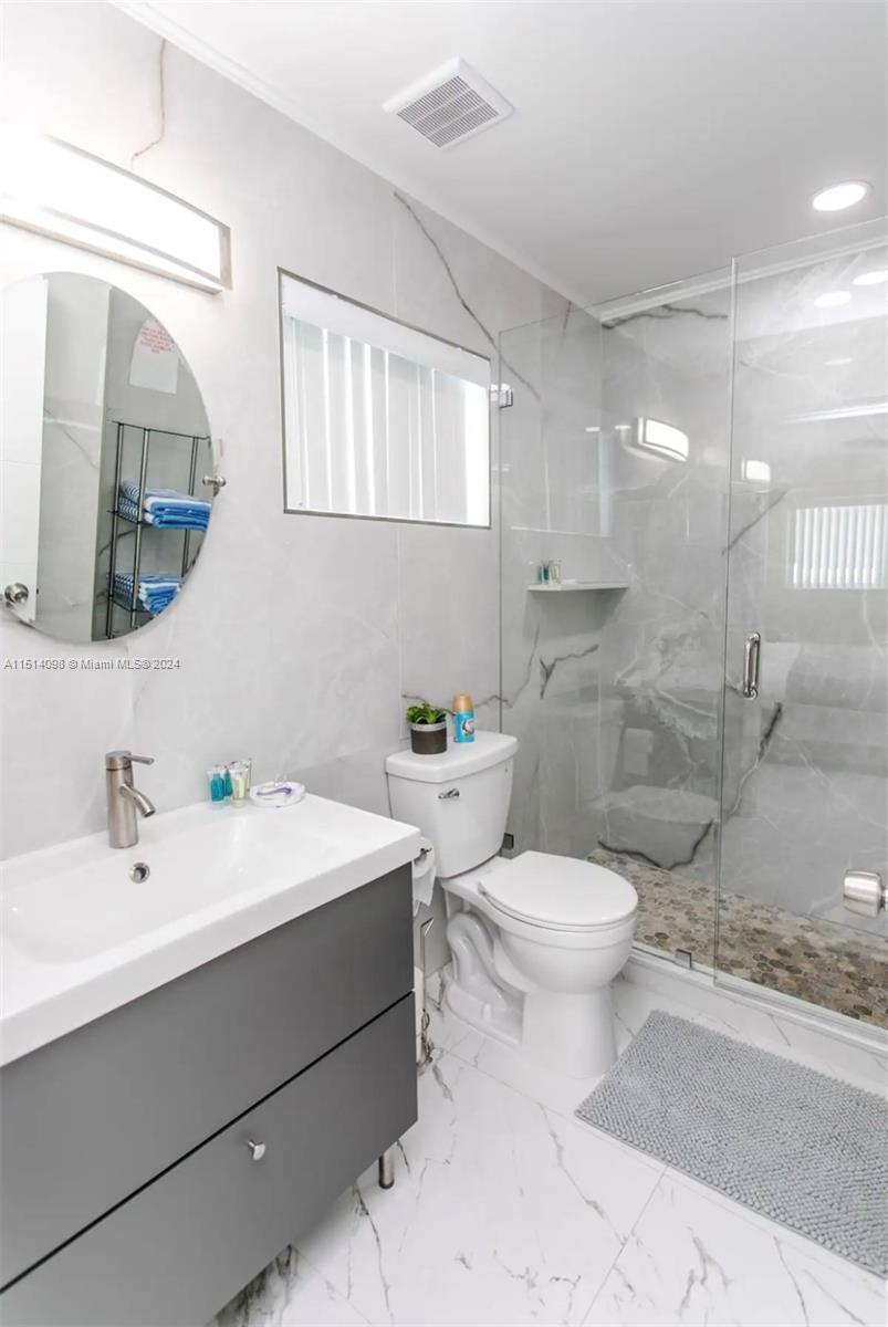 1716 Liberty St 0, Hollywood, Florida 33020, 4 Bedrooms Bedrooms, ,4 BathroomsBathrooms,Residentiallease,For Rent,1716 Liberty St 0,A11514098