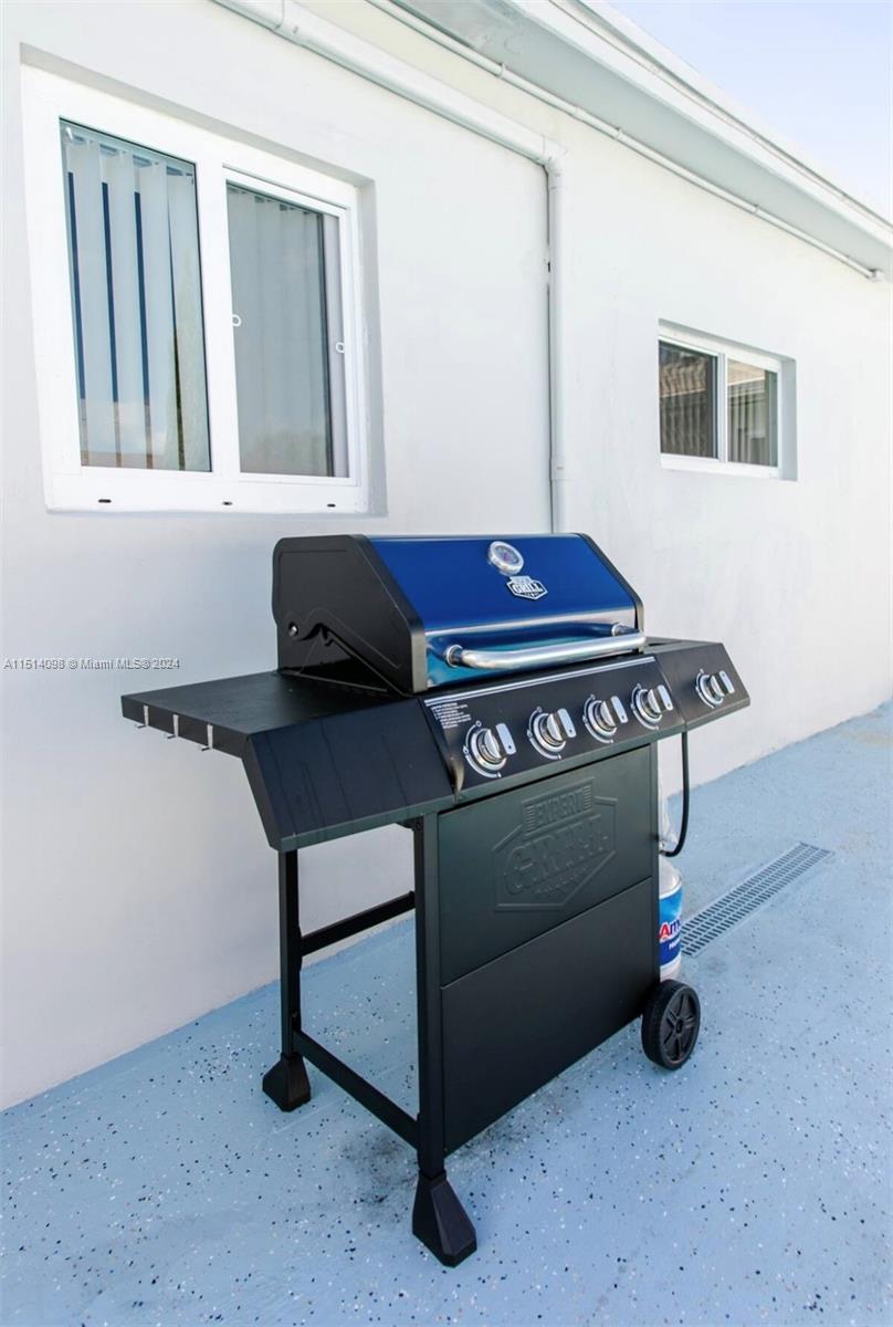 1716 Liberty St 0, Hollywood, Florida 33020, 4 Bedrooms Bedrooms, ,4 BathroomsBathrooms,Residentiallease,For Rent,1716 Liberty St 0,A11514098