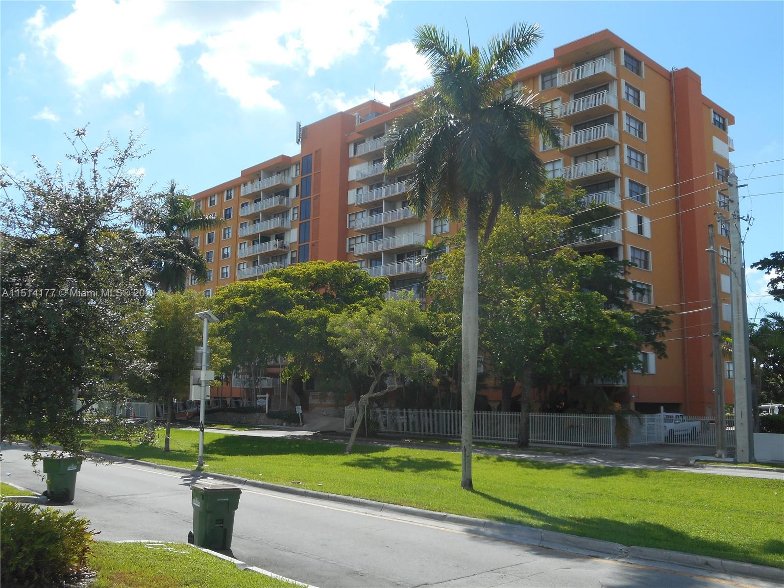 2450 NE 135th St 207, North Miami, Florida 33181, 1 Bedroom Bedrooms, ,1 BathroomBathrooms,Residential,For Sale,2450 NE 135th St 207,A11514177