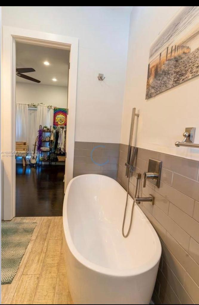 4206 Alhambra Cir, Coral Gables, Florida 33146, 4 Bedrooms Bedrooms, ,4 BathroomsBathrooms,Residential,For Sale,4206 Alhambra Cir,A11500725