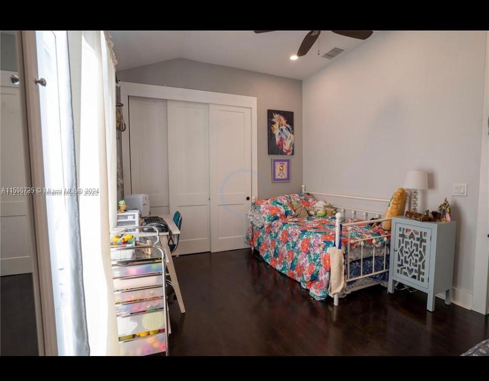 4206 Alhambra Cir, Coral Gables, Florida 33146, 4 Bedrooms Bedrooms, ,4 BathroomsBathrooms,Residential,For Sale,4206 Alhambra Cir,A11500725