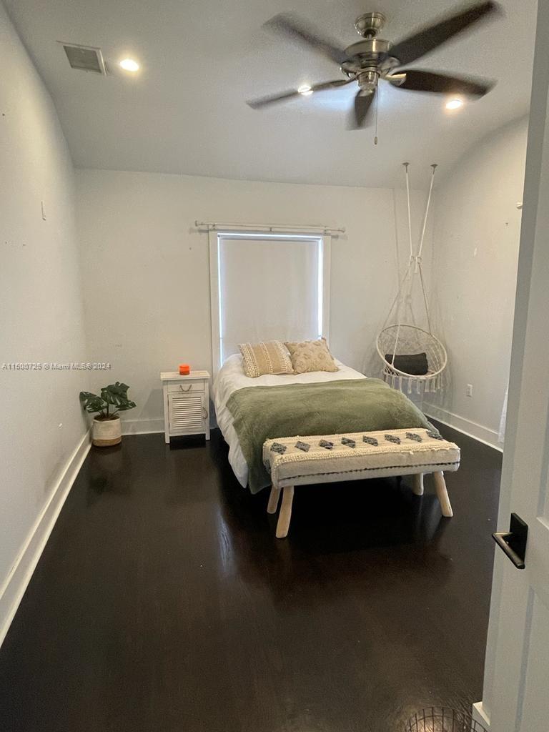 4206 Alhambra Cir, Coral Gables, Florida 33146, 4 Bedrooms Bedrooms, ,4 BathroomsBathrooms,Residential,For Sale,4206 Alhambra Cir,A11500725