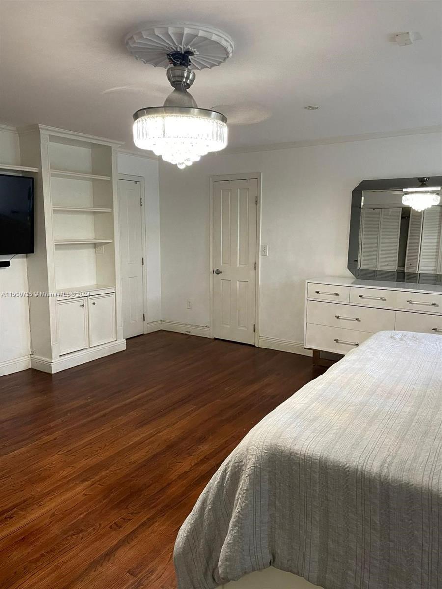 4206 Alhambra Cir, Coral Gables, Florida 33146, 4 Bedrooms Bedrooms, ,4 BathroomsBathrooms,Residential,For Sale,4206 Alhambra Cir,A11500725