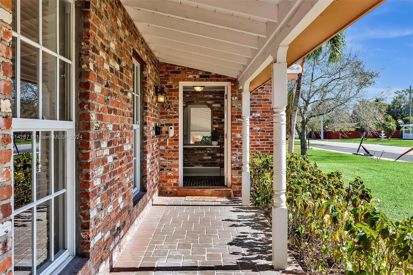 3437 Buchanan St, Hollywood, Florida 33021, 3 Bedrooms Bedrooms, ,3 BathroomsBathrooms,Residentiallease,For Rent,3437 Buchanan St,A11514267
