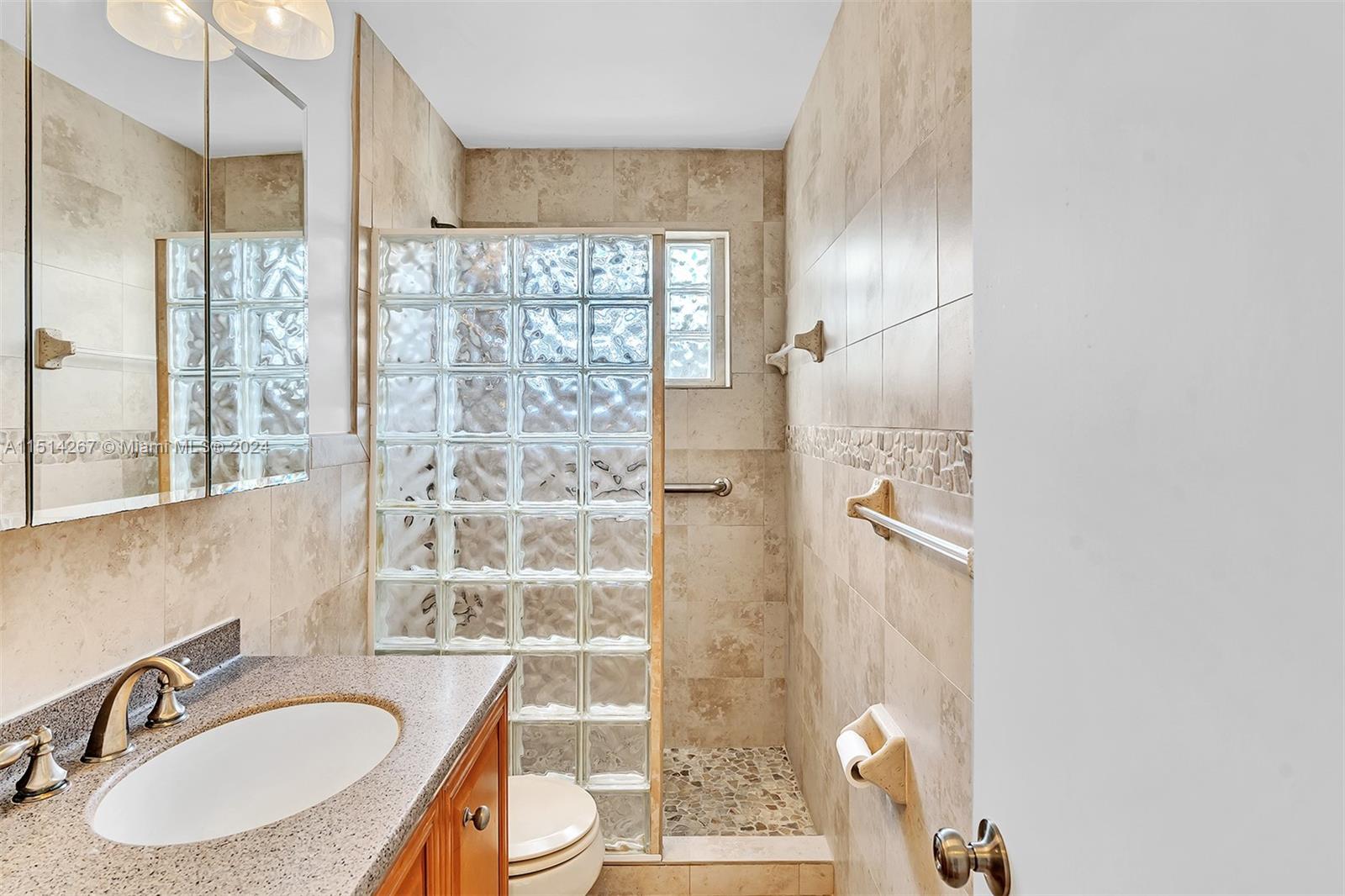 3437 Buchanan St, Hollywood, Florida 33021, 3 Bedrooms Bedrooms, ,3 BathroomsBathrooms,Residentiallease,For Rent,3437 Buchanan St,A11514267