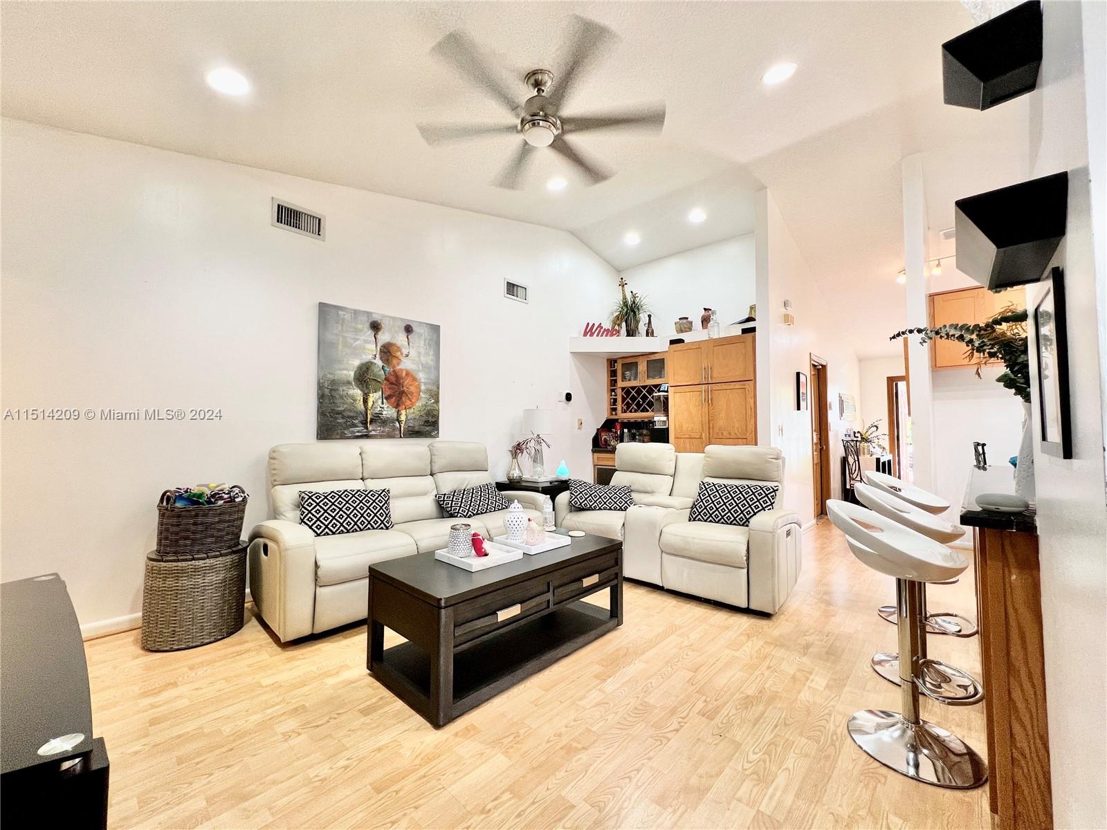 706 NW 102nd Way, Plantation, Florida 33324, 4 Bedrooms Bedrooms, ,2 BathroomsBathrooms,Residential,For Sale,706 NW 102nd Way,A11514209