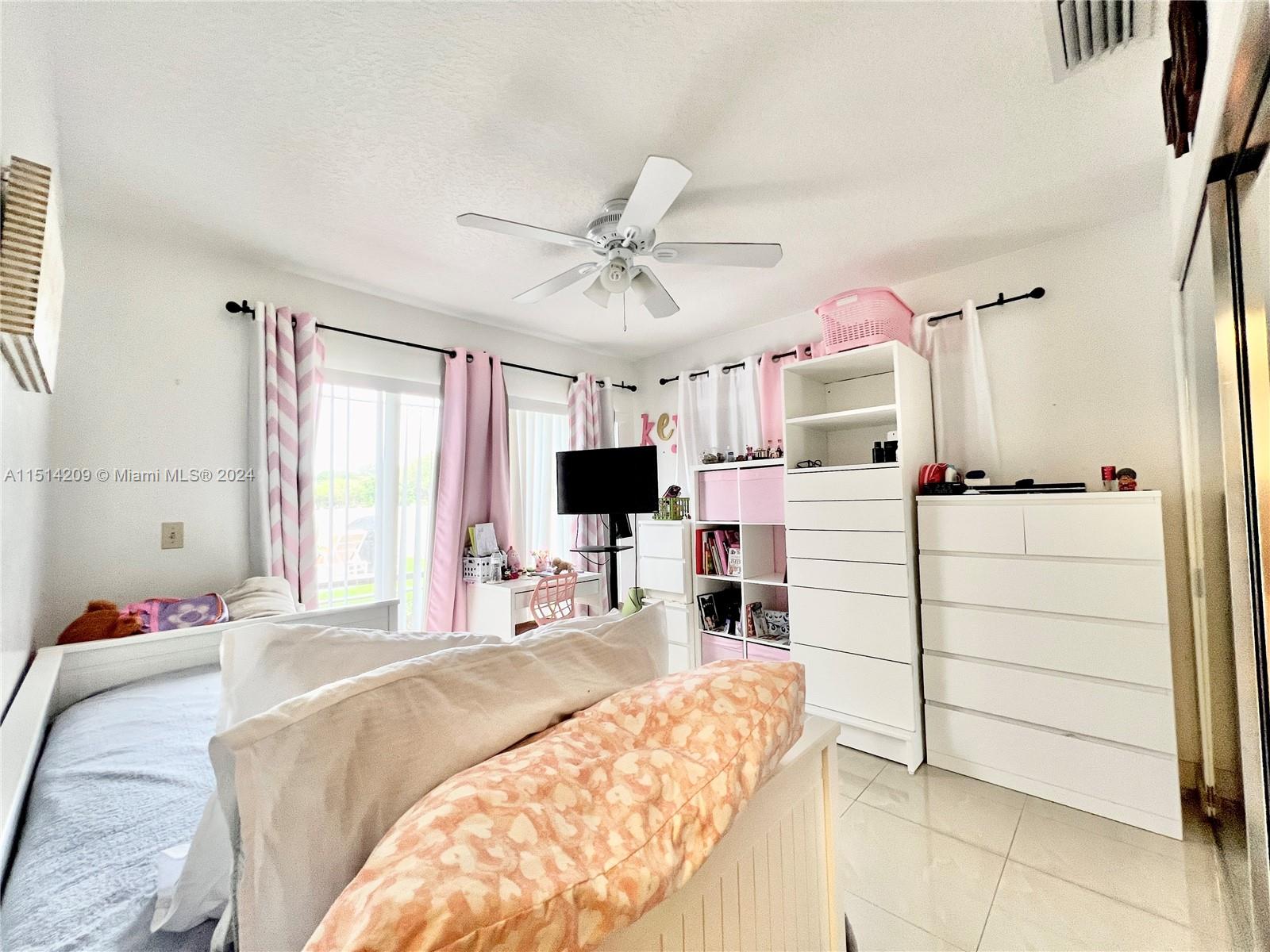 706 NW 102nd Way, Plantation, Florida 33324, 4 Bedrooms Bedrooms, ,2 BathroomsBathrooms,Residential,For Sale,706 NW 102nd Way,A11514209