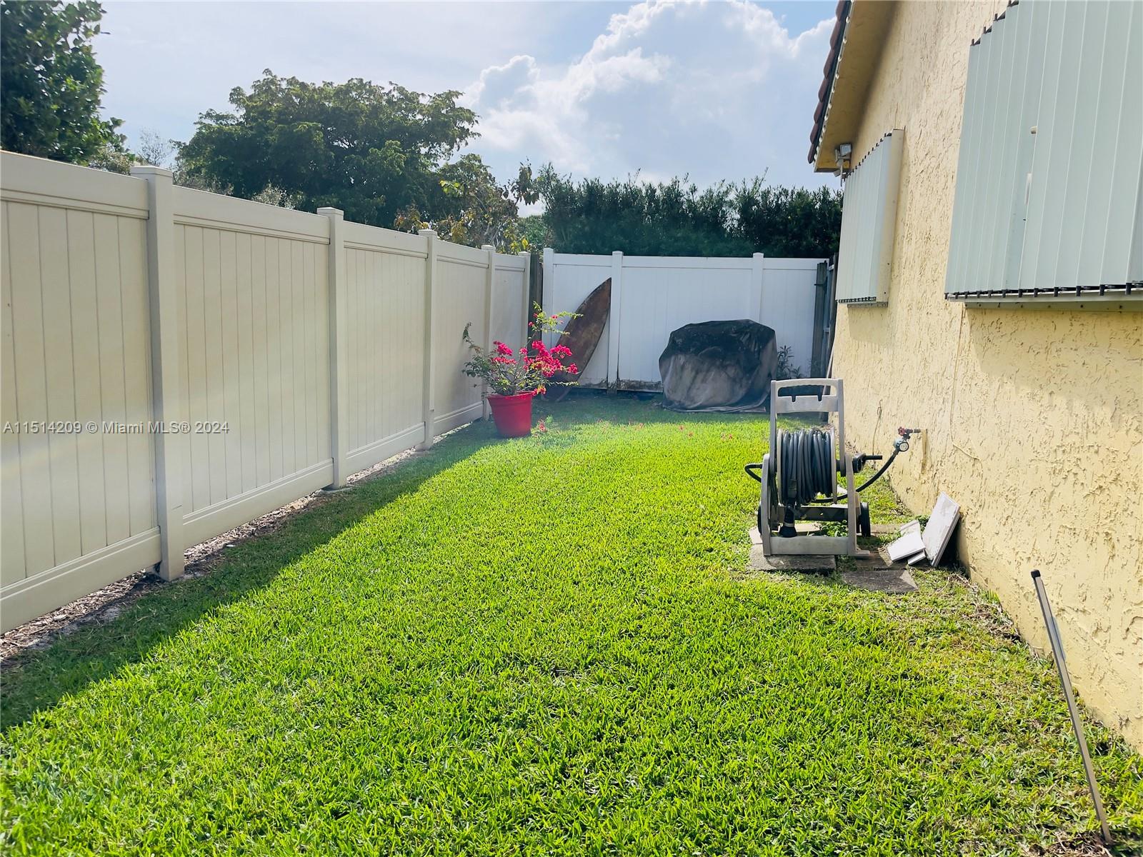 706 NW 102nd Way, Plantation, Florida 33324, 4 Bedrooms Bedrooms, ,2 BathroomsBathrooms,Residential,For Sale,706 NW 102nd Way,A11514209