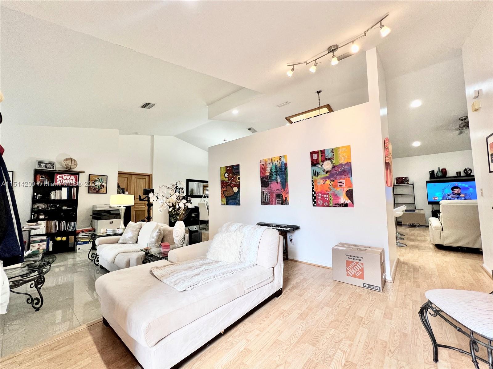 706 NW 102nd Way, Plantation, Florida 33324, 4 Bedrooms Bedrooms, ,2 BathroomsBathrooms,Residential,For Sale,706 NW 102nd Way,A11514209