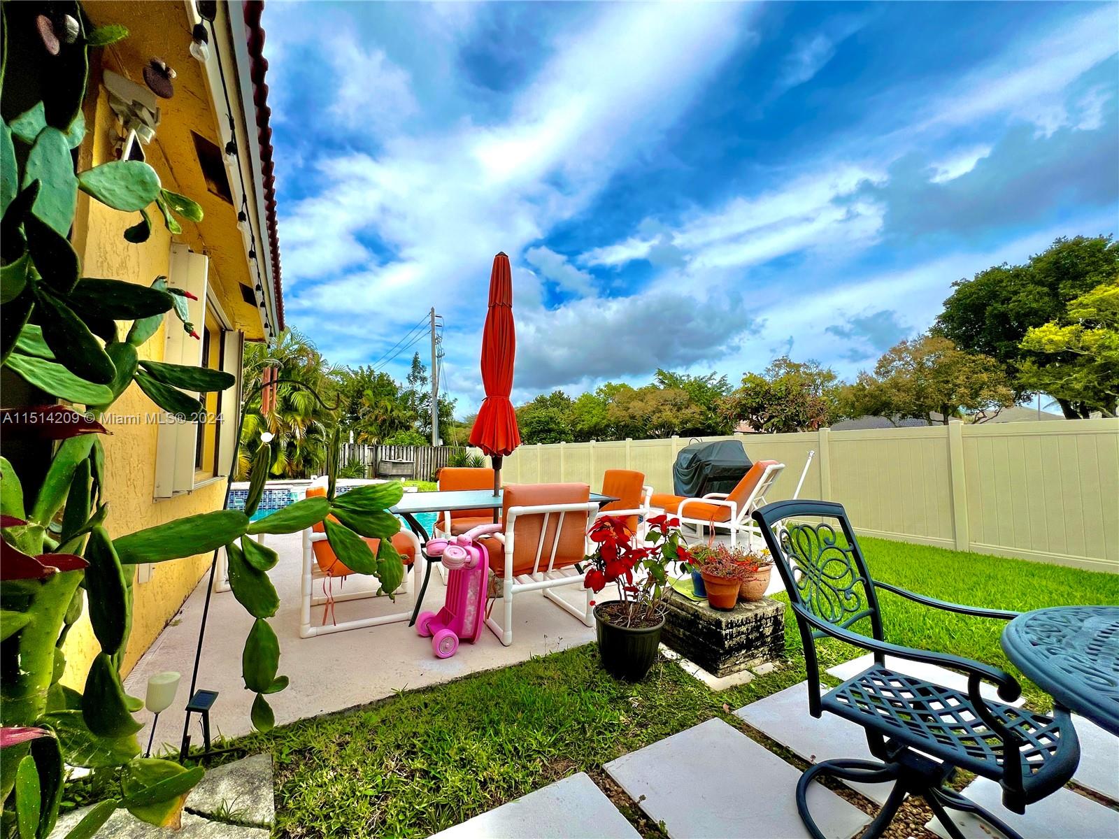 706 NW 102nd Way, Plantation, Florida 33324, 4 Bedrooms Bedrooms, ,2 BathroomsBathrooms,Residential,For Sale,706 NW 102nd Way,A11514209