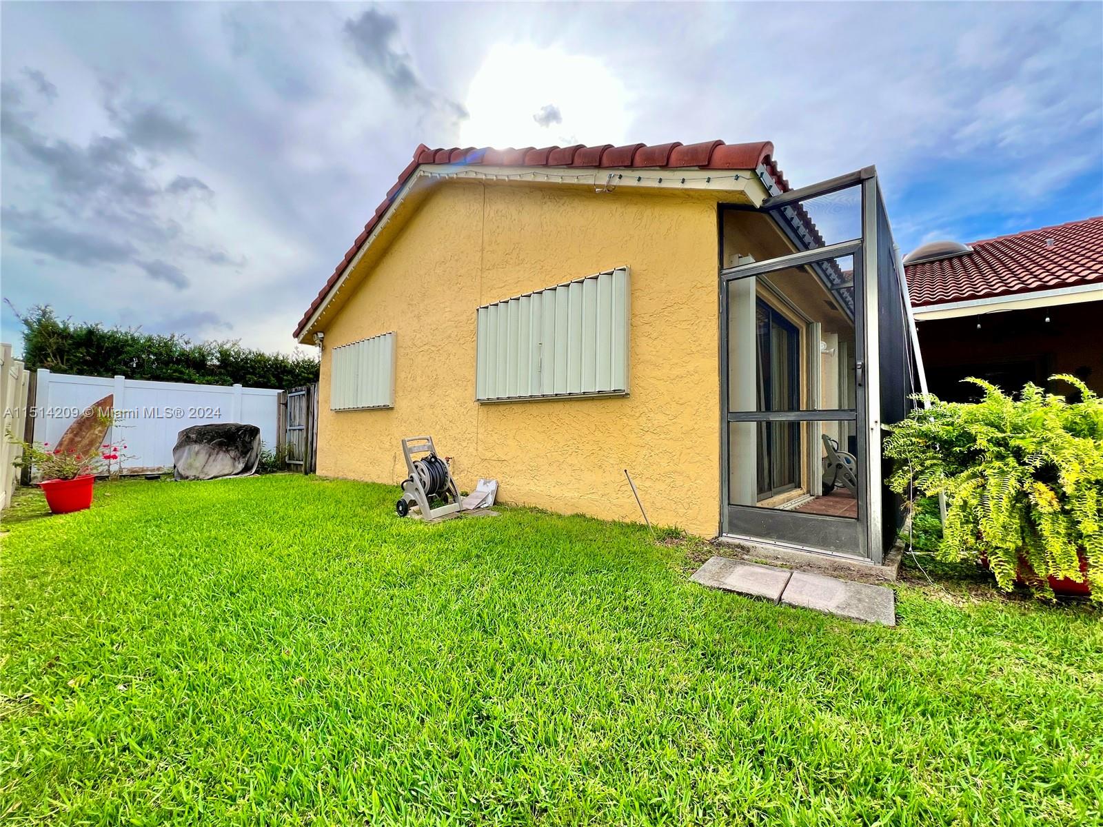 706 NW 102nd Way, Plantation, Florida 33324, 4 Bedrooms Bedrooms, ,2 BathroomsBathrooms,Residential,For Sale,706 NW 102nd Way,A11514209