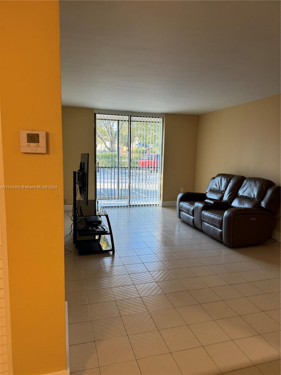 16851 NE 23rd Ave B101, North Miami Beach, Florida 33160, 2 Bedrooms Bedrooms, ,2 BathroomsBathrooms,Residential,For Sale,16851 NE 23rd Ave B101,A11514302