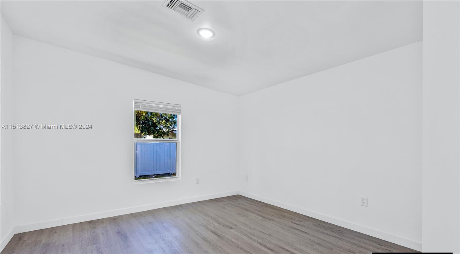 3146 NW 32nd St A, Unincorporated Dade County, Florida 33142, 3 Bedrooms Bedrooms, ,2 BathroomsBathrooms,Residentiallease,For Rent,3146 NW 32nd St A,A11513827