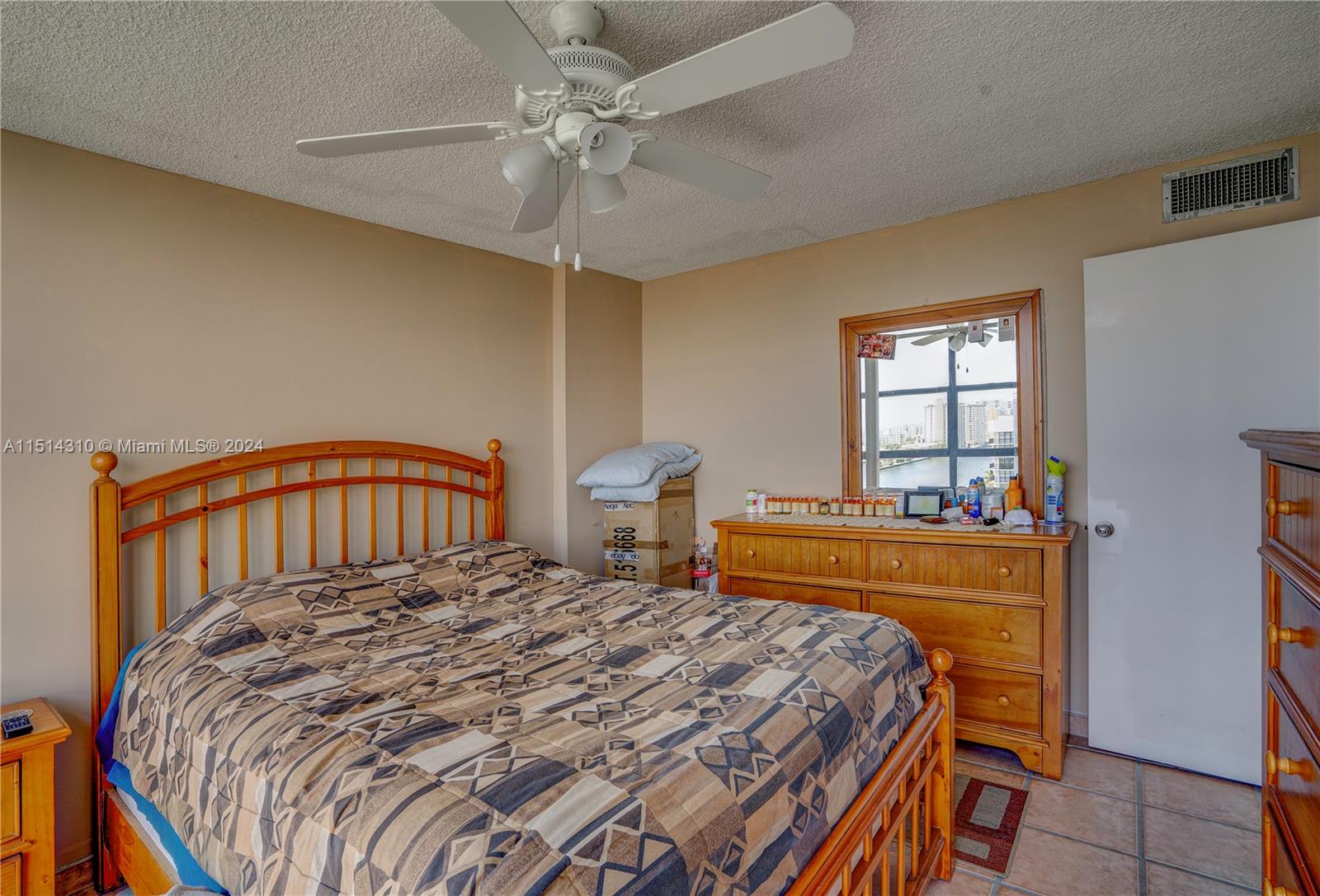 600 Parkview Dr 1119, Hallandale Beach, Florida 33009, 2 Bedrooms Bedrooms, ,2 BathroomsBathrooms,Residential,For Sale,600 Parkview Dr 1119,A11514310