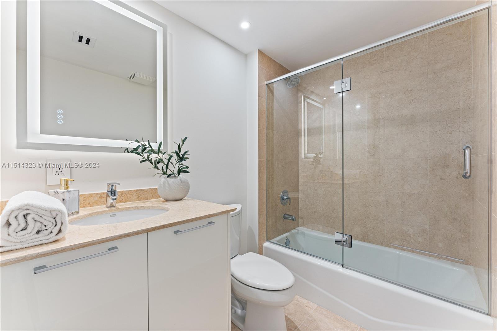 18911 Collins Ave 707, Sunny Isles Beach, Florida 33160, 3 Bedrooms Bedrooms, ,4 BathroomsBathrooms,Residential,For Sale,18911 Collins Ave 707,A11514323