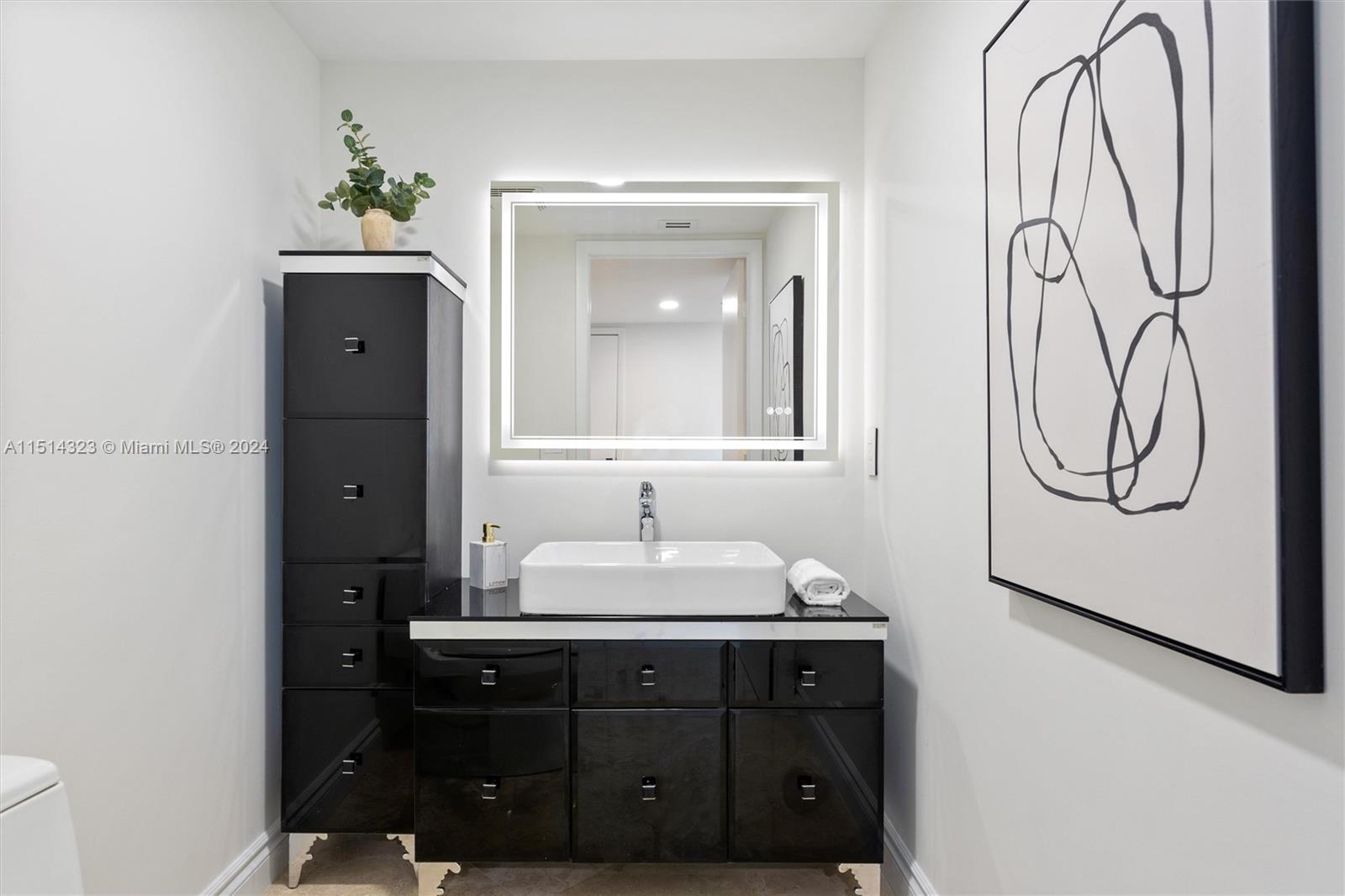 18911 Collins Ave 707, Sunny Isles Beach, Florida 33160, 3 Bedrooms Bedrooms, ,4 BathroomsBathrooms,Residential,For Sale,18911 Collins Ave 707,A11514323