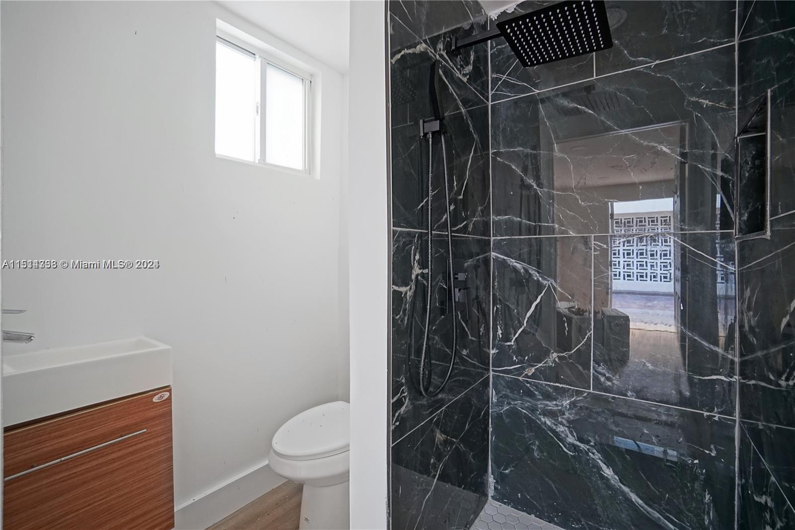 310 Oregon St, Hollywood, Florida 33019, ,Residentialincome,For Sale,310 Oregon St,A11514338