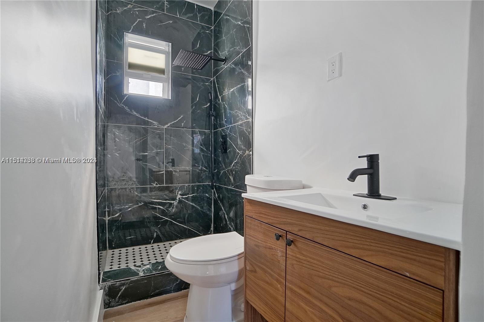 310 Oregon St, Hollywood, Florida 33019, ,Residentialincome,For Sale,310 Oregon St,A11514338