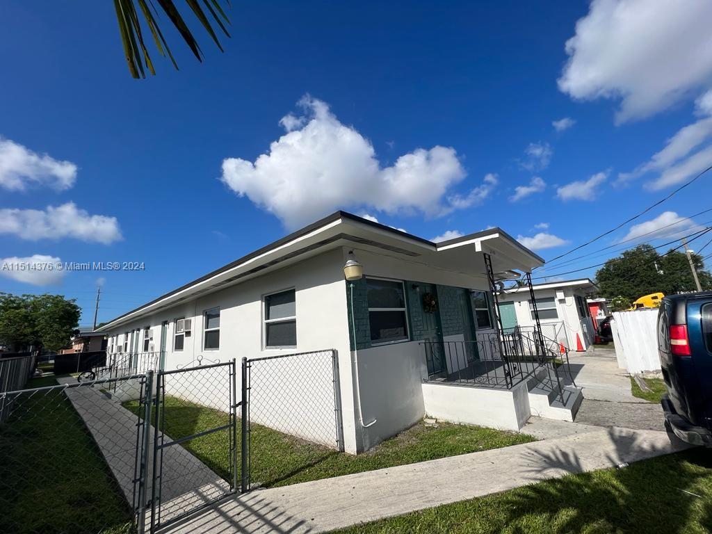 2150 NW 24th St, Miami, Florida 33142, ,Residentialincome,For Sale,2150 NW 24th St,A11514376