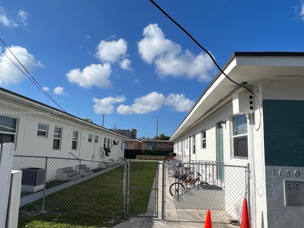 2150 NW 24th St, Miami, Florida 33142, ,Residentialincome,For Sale,2150 NW 24th St,A11514376