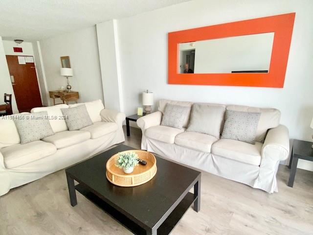 3901 S Ocean Dr 4B, Hollywood, Florida 33019, 1 Bedroom Bedrooms, ,1 BathroomBathrooms,Residential,For Sale,3901 S Ocean Dr 4B,A11514456