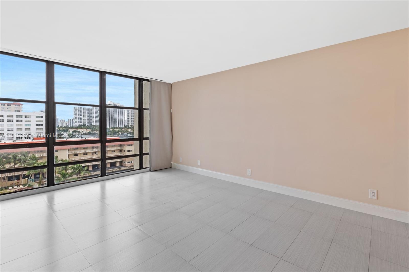 2017 S Ocean Dr 802, Hallandale Beach, Florida 33009, 2 Bedrooms Bedrooms, ,2 BathroomsBathrooms,Residential,For Sale,2017 S Ocean Dr 802,A11510324