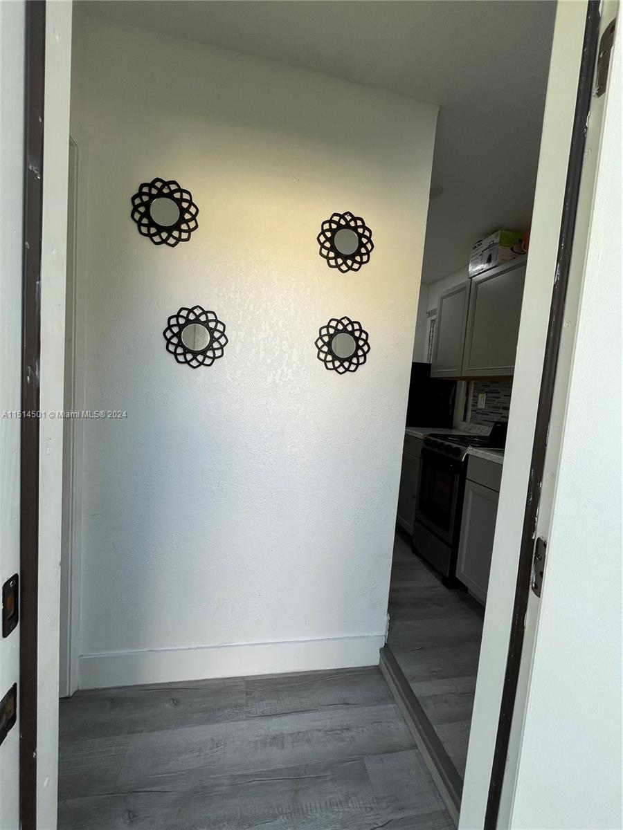 3925 NW 35th Ave 3925, Lauderdale Lakes, Florida 33309, 1 Bedroom Bedrooms, ,1 BathroomBathrooms,Residentiallease,For Rent,3925 NW 35th Ave 3925,A11514501
