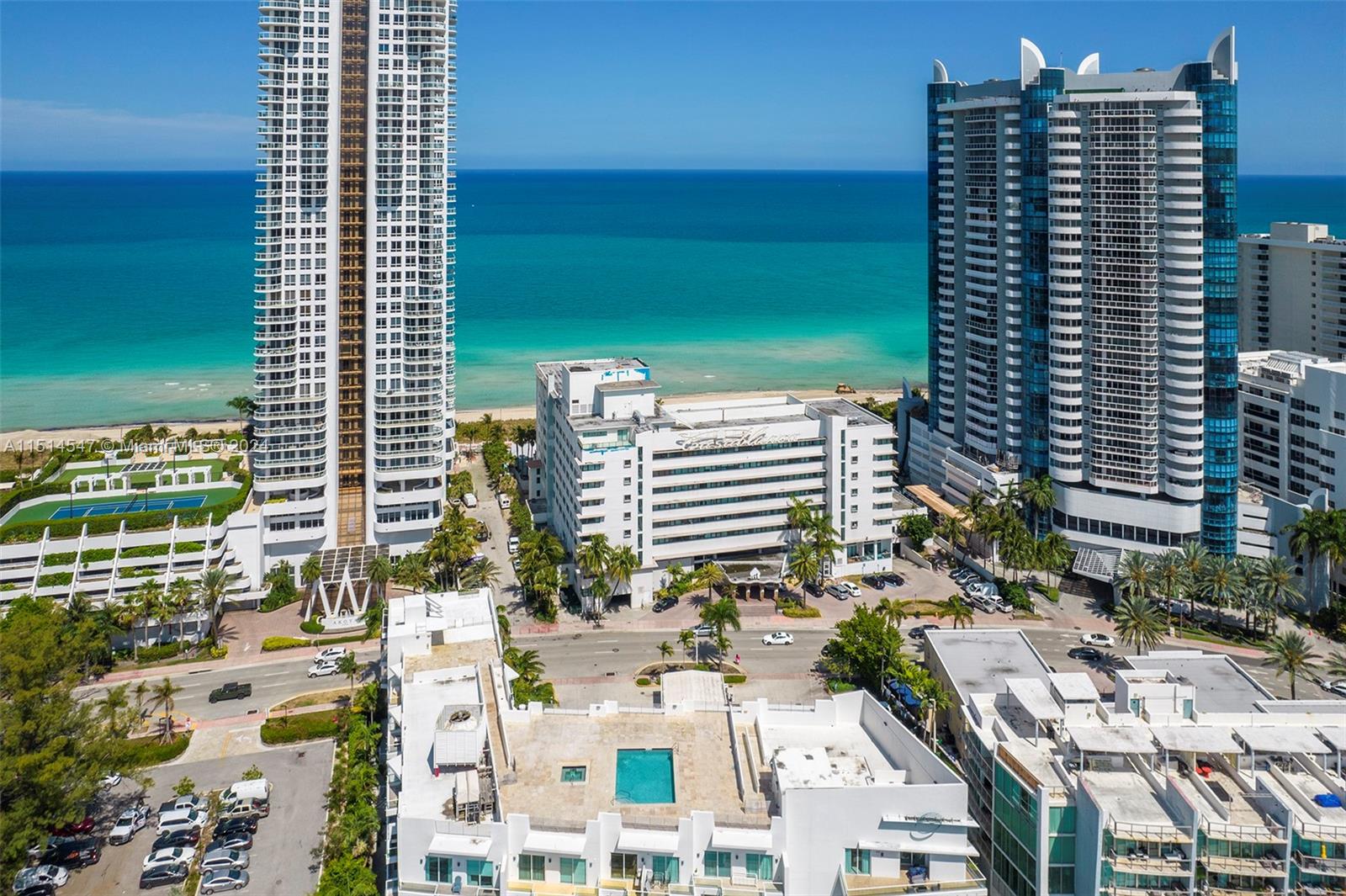 6345 Collins Ave 814, Miami Beach, Florida 33141, ,Residential,For Sale,6345 Collins Ave 814,A11514547