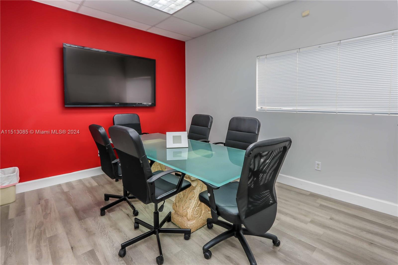 8105 NW 33rd St 8105, Doral, Florida 33122, ,Commerciallease,For Rent,8105 NW 33rd St 8105,A11513085