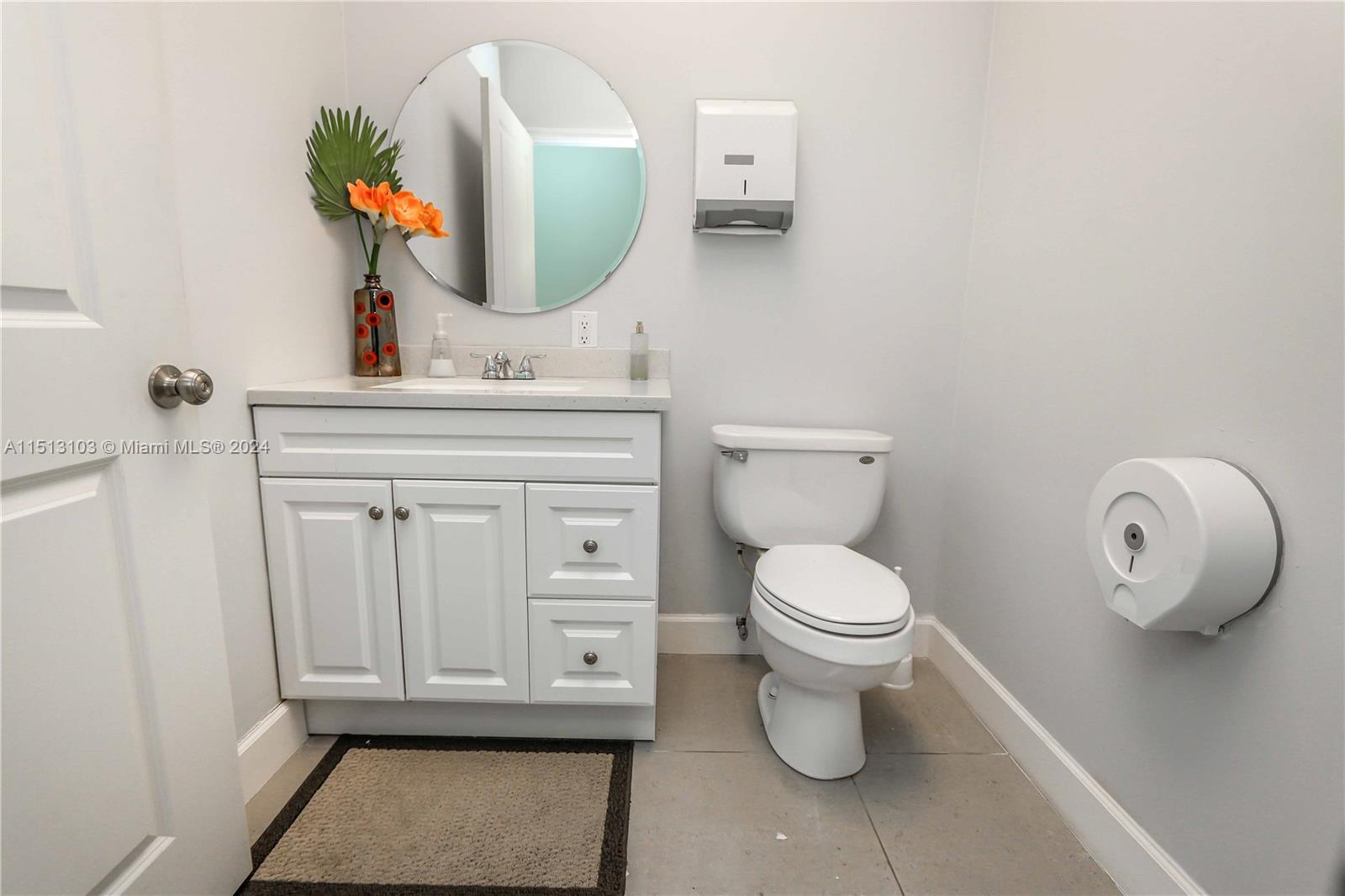 8105 NW 33rd St 8105, Doral, Florida 33122, ,Commercialsale,For Sale,8105 NW 33rd St 8105,A11513103