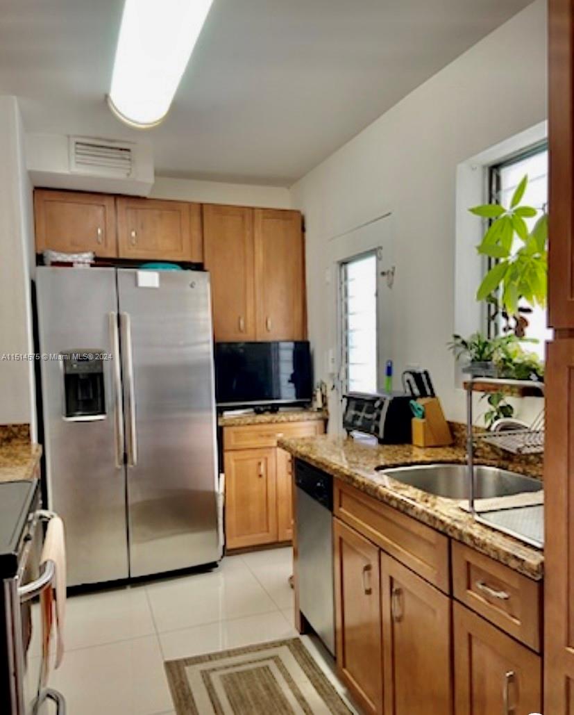 9101 E Bay Harbor Dr 306, Bay Harbor Islands, Florida 33154, 2 Bedrooms Bedrooms, ,2 BathroomsBathrooms,Residential,For Sale,9101 E Bay Harbor Dr 306,A11514575