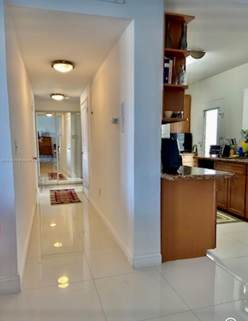 9101 E Bay Harbor Dr 306, Bay Harbor Islands, Florida 33154, 2 Bedrooms Bedrooms, ,2 BathroomsBathrooms,Residential,For Sale,9101 E Bay Harbor Dr 306,A11514575