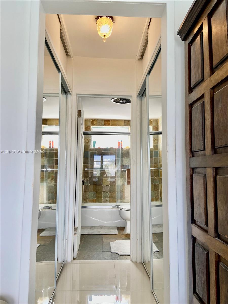 9101 E Bay Harbor Dr 306, Bay Harbor Islands, Florida 33154, 2 Bedrooms Bedrooms, ,2 BathroomsBathrooms,Residential,For Sale,9101 E Bay Harbor Dr 306,A11514575