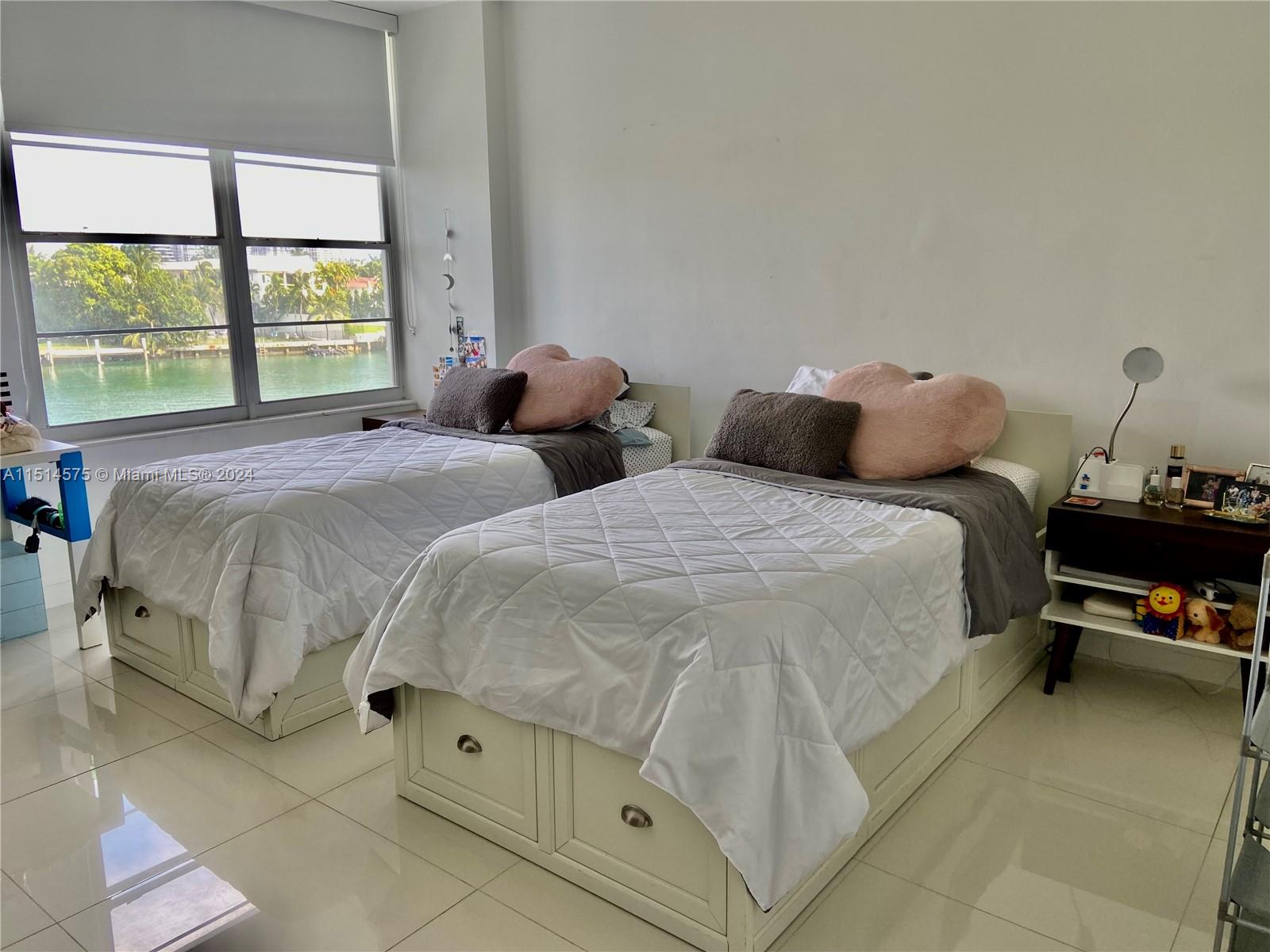 9101 E Bay Harbor Dr 306, Bay Harbor Islands, Florida 33154, 2 Bedrooms Bedrooms, ,2 BathroomsBathrooms,Residential,For Sale,9101 E Bay Harbor Dr 306,A11514575