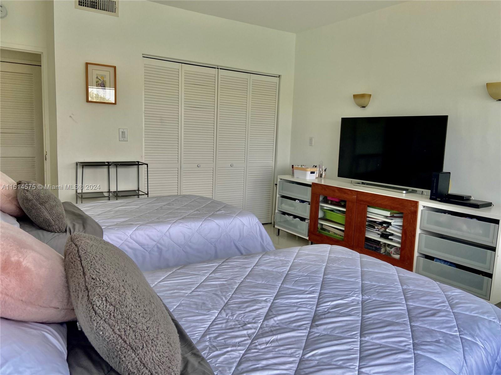 9101 E Bay Harbor Dr 306, Bay Harbor Islands, Florida 33154, 2 Bedrooms Bedrooms, ,2 BathroomsBathrooms,Residential,For Sale,9101 E Bay Harbor Dr 306,A11514575