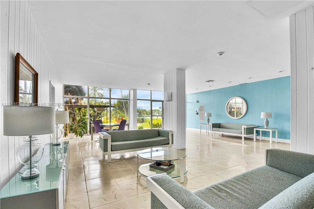9101 E Bay Harbor Dr 306, Bay Harbor Islands, Florida 33154, 2 Bedrooms Bedrooms, ,2 BathroomsBathrooms,Residential,For Sale,9101 E Bay Harbor Dr 306,A11514575