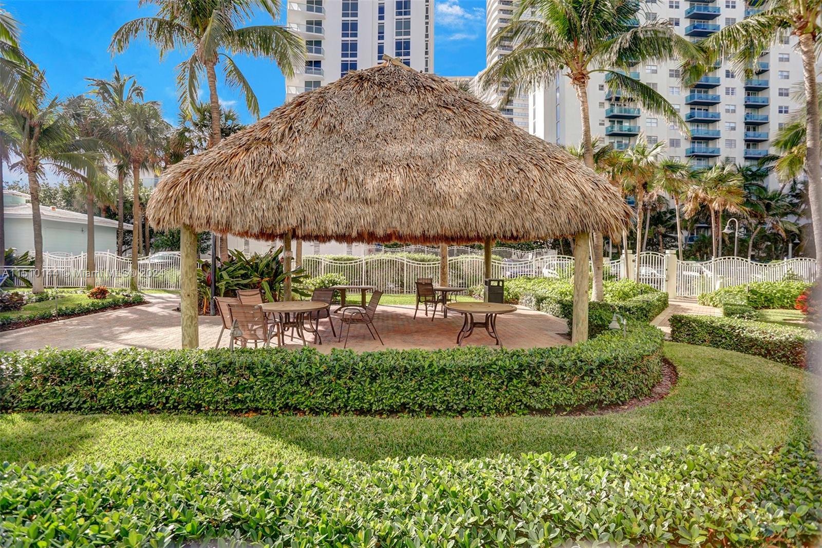 3901 S Ocean Dr 3L, Hollywood, Florida 33019, 1 Bedroom Bedrooms, ,1 BathroomBathrooms,Residential,For Sale,3901 S Ocean Dr 3L,A11510144