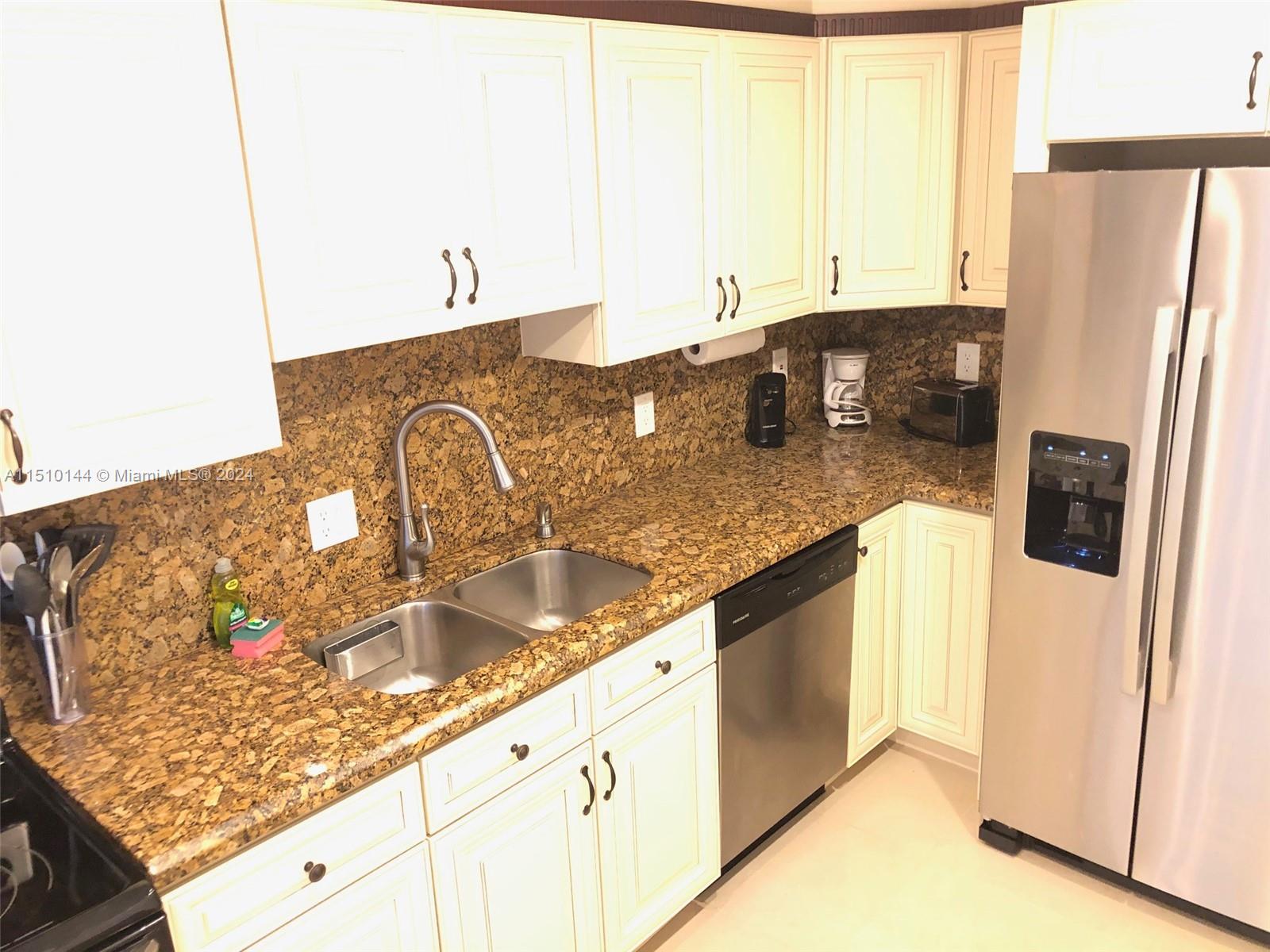 3901 S Ocean Dr 3L, Hollywood, Florida 33019, 1 Bedroom Bedrooms, ,1 BathroomBathrooms,Residential,For Sale,3901 S Ocean Dr 3L,A11510144