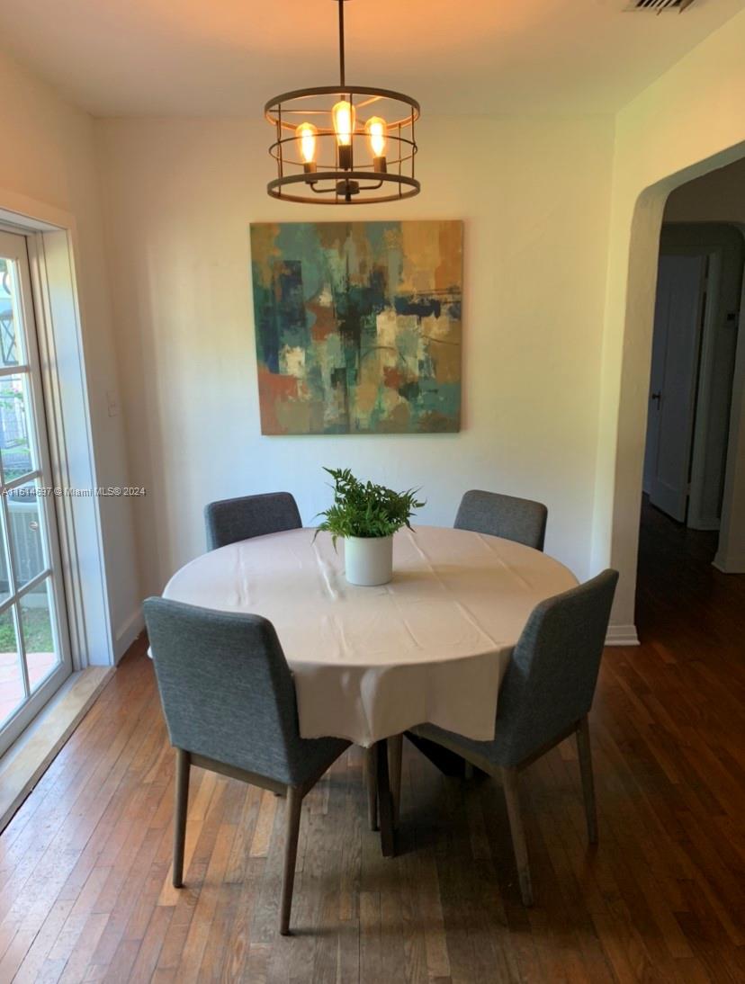 4619 SW 10th St ., Miami, Florida 33134, 3 Bedrooms Bedrooms, ,2 BathroomsBathrooms,Residentiallease,For Rent,4619 SW 10th St .,A11514697